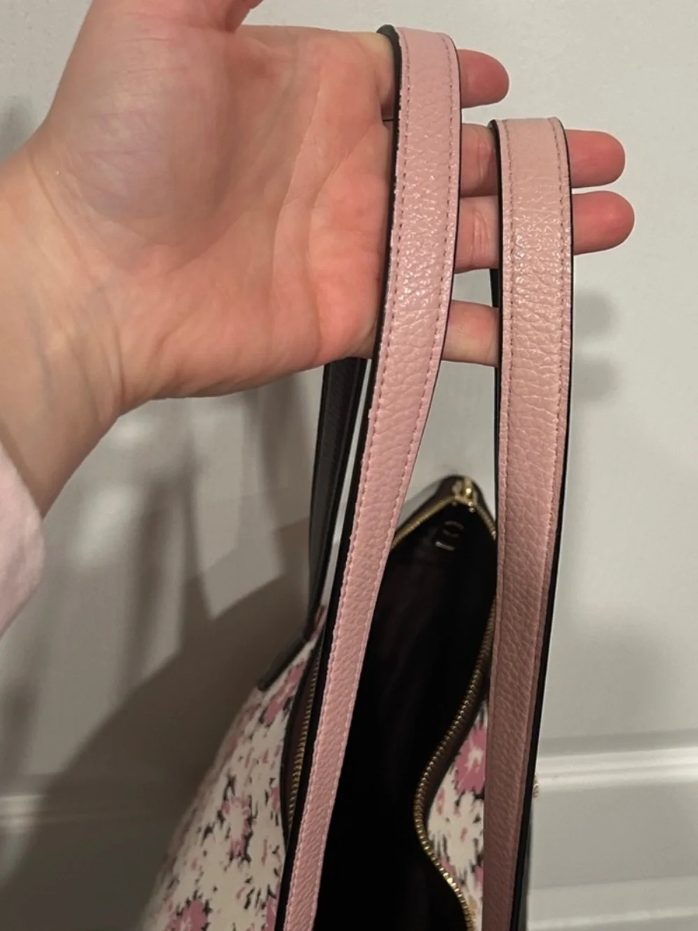 Coach Taylor Pink & White Daisy Floral Print Zip Top Tote/ Shoulder Bag RARE 🌸